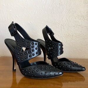 ISA TAPIA studded pumps sz 37